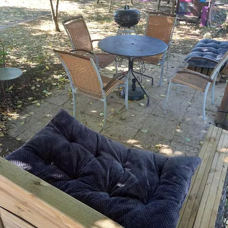 Riviere Et Colline * Niedermodern